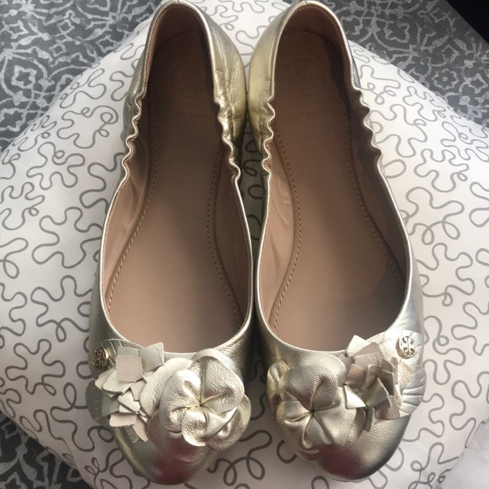 NWOT TORY BURCH BALLERINA FLATS